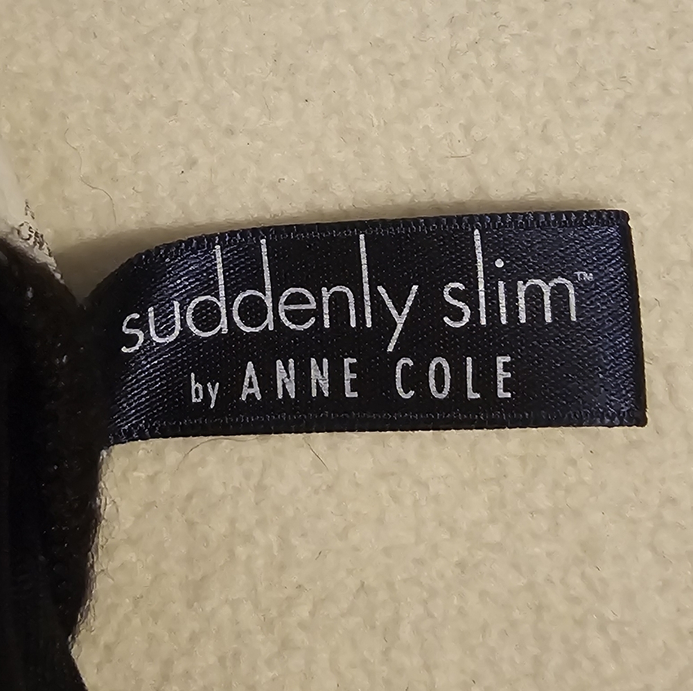 NEW! Suddenly Slim By ANNE COLE Black One-Piece Women's Swimsuit SIZE 8. - Picture 2 of 11